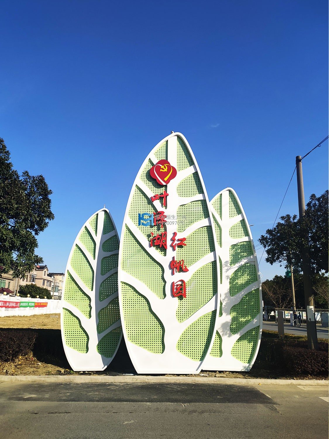叶泽湖门头树叶2.jpg